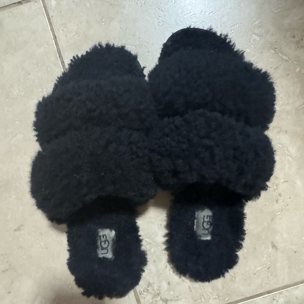 UGG Women Maxi Curly Scuffita Slippers